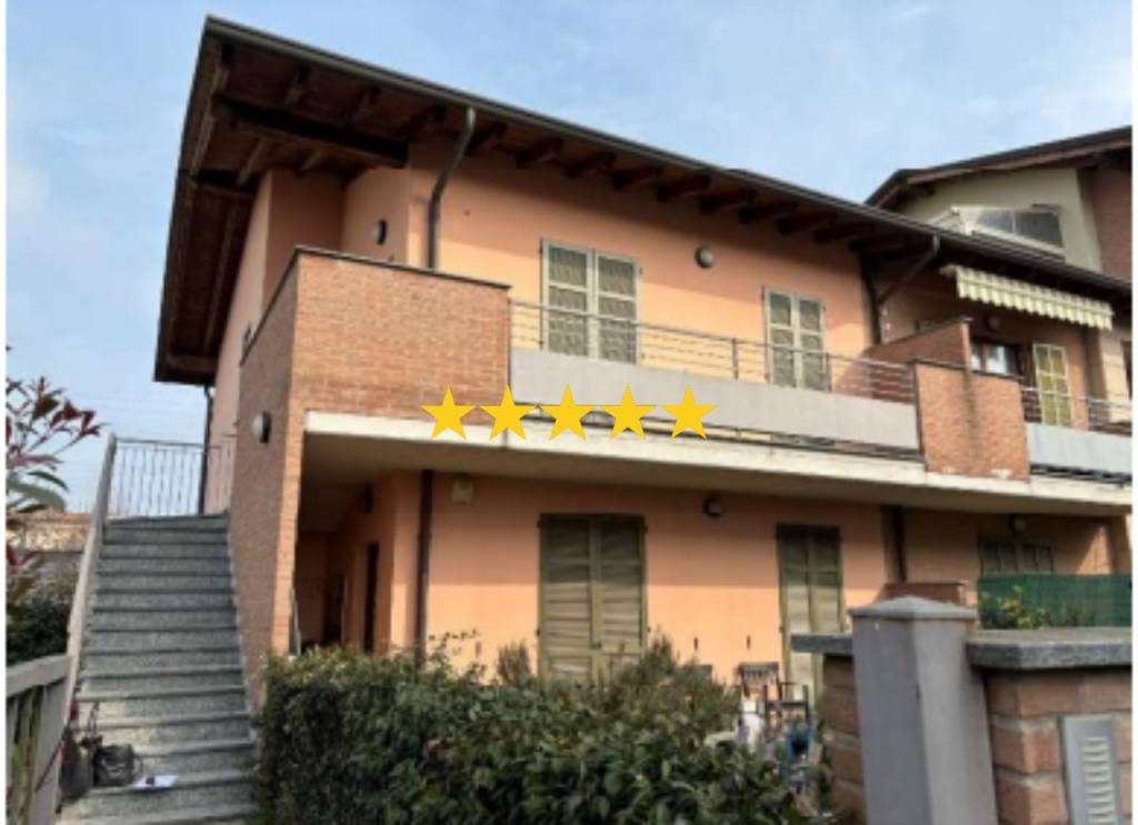 appartamento in vendita a Pozzuolo Martesana in zona Trecella