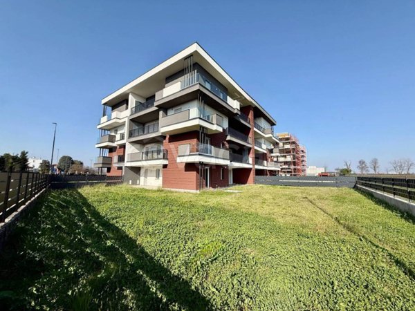 appartamento in vendita a Pozzuolo Martesana in zona Trecella