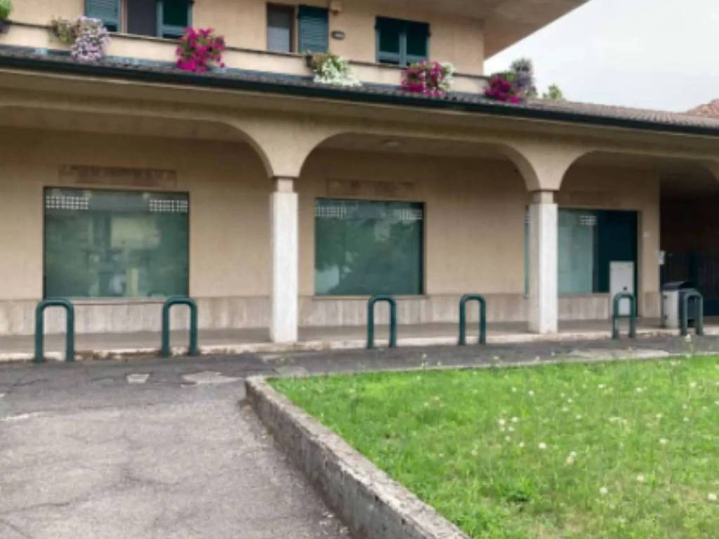 ufficio in vendita a Pozzuolo Martesana