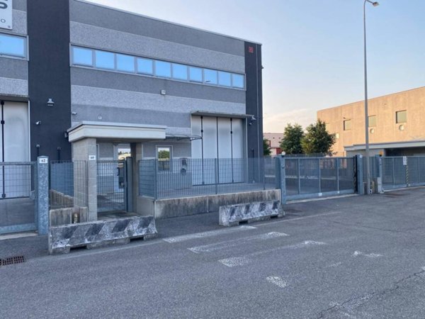 appartamento in vendita a Pozzuolo Martesana in zona Trecella