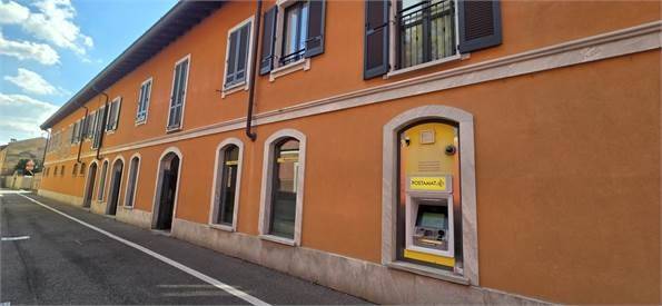 negozio in vendita a Pozzuolo Martesana