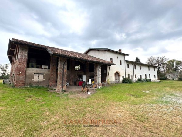 villa in vendita a Pozzuolo Martesana in zona Bisentrate