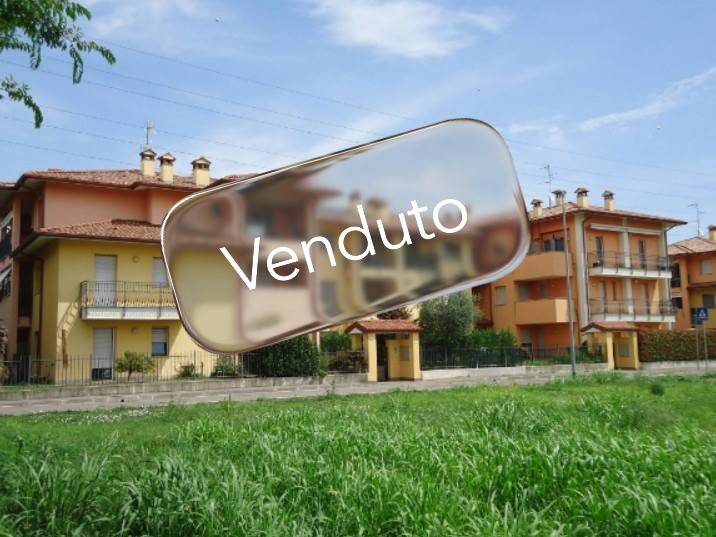 appartamento in vendita a Pozzuolo Martesana in zona Trecella