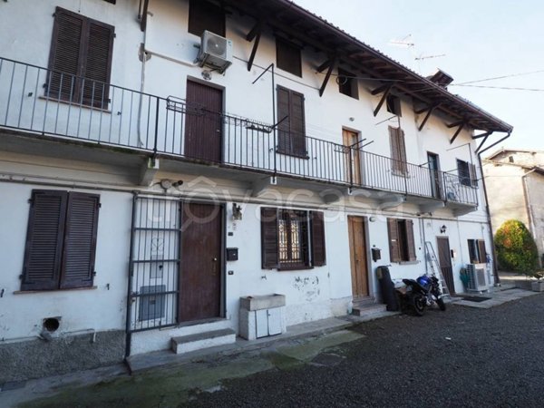 appartamento in vendita a Pozzuolo Martesana in zona Trecella