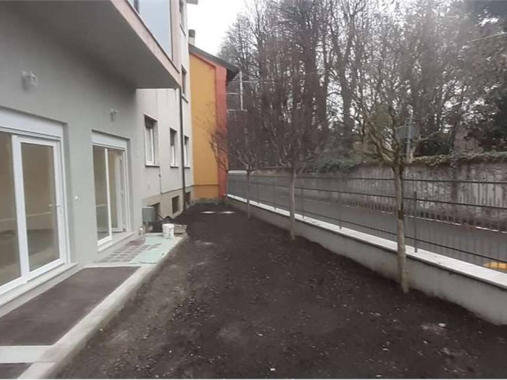 appartamento in vendita a Pozzuolo Martesana in zona Trecella