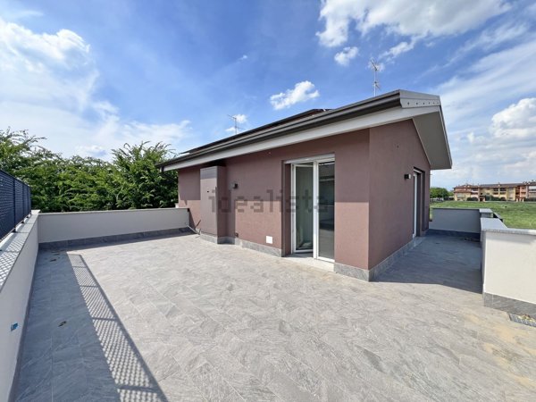 appartamento in vendita a Pozzuolo Martesana in zona Trecella