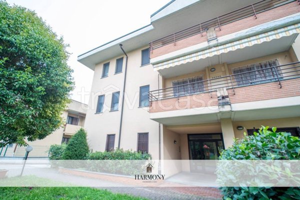 appartamento in vendita a Pozzuolo Martesana in zona Trecella