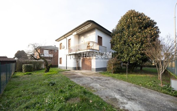 casa indipendente in vendita a Pozzuolo Martesana