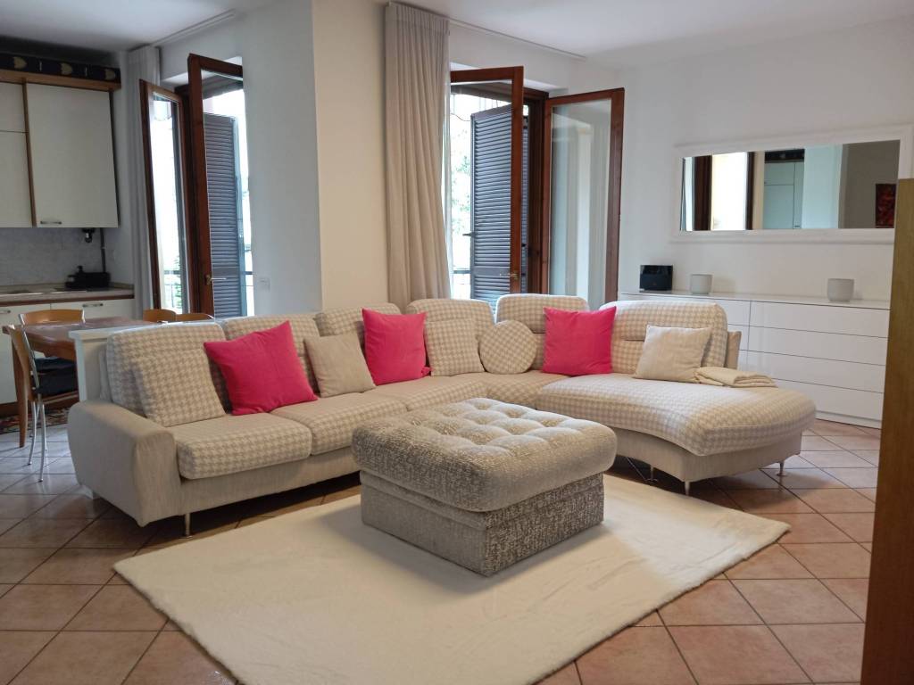 appartamento in vendita a Pozzuolo Martesana in zona Trecella