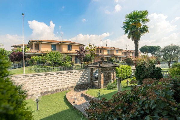 casa indipendente in vendita a Pozzuolo Martesana