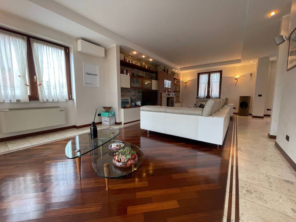 casa indipendente in vendita a Pozzuolo Martesana