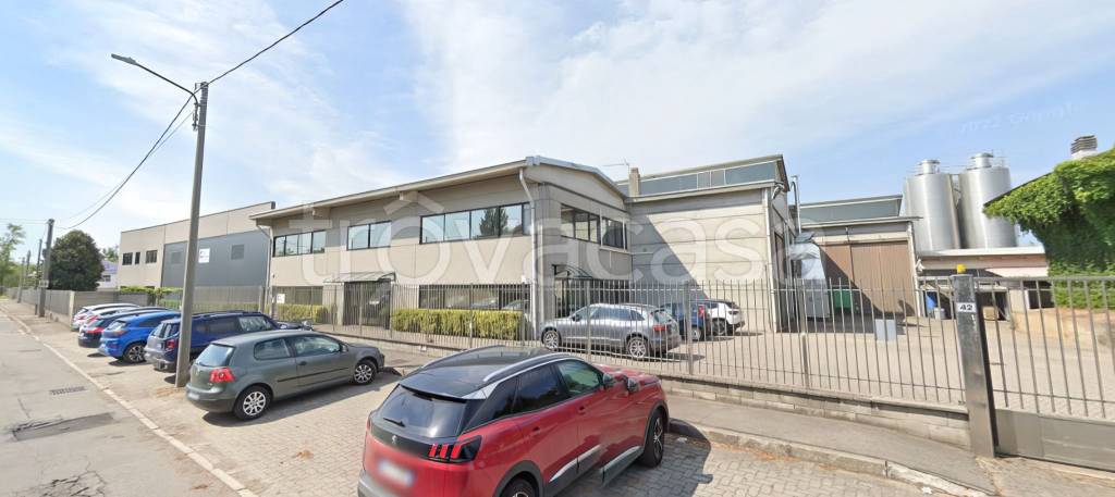 locale commerciale in vendita a Pregnana Milanese