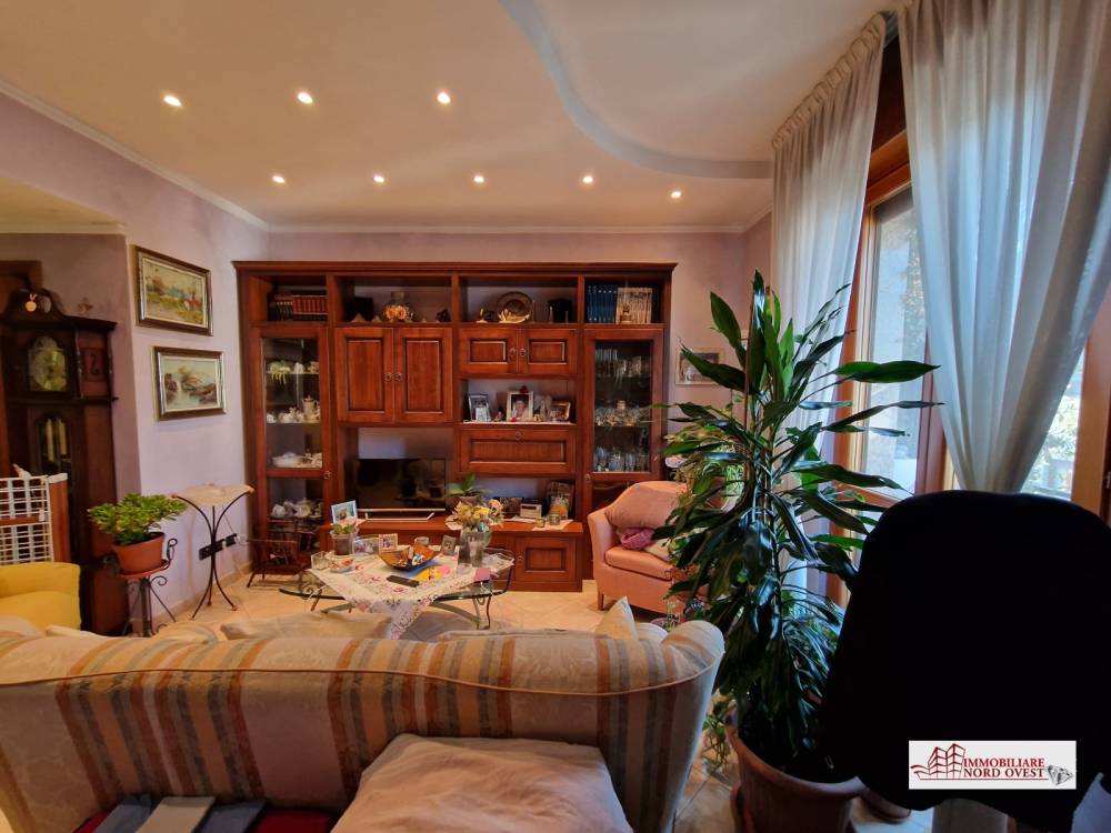 appartamento in vendita a Pregnana Milanese