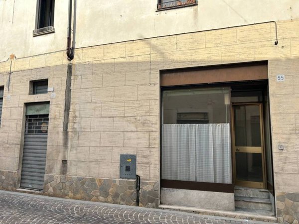 negozio in vendita a Pregnana Milanese