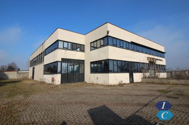 locale commerciale in vendita a Pregnana Milanese