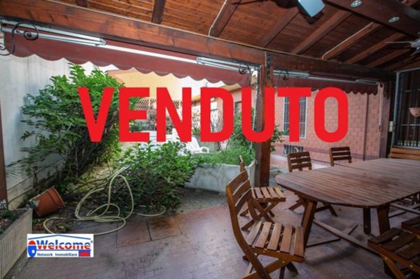 casa indipendente in vendita a Pregnana Milanese