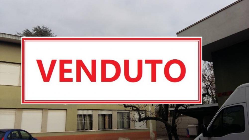 capannone in vendita a Pregnana Milanese