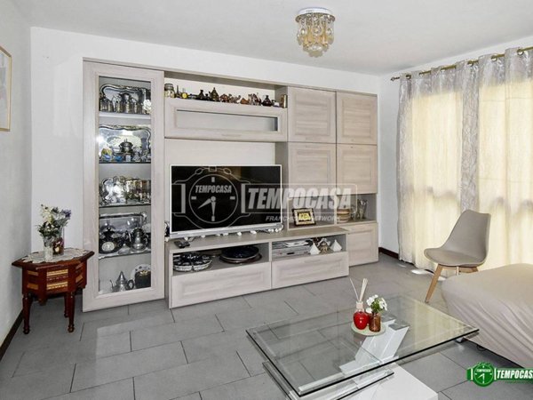 appartamento in vendita a Pregnana Milanese