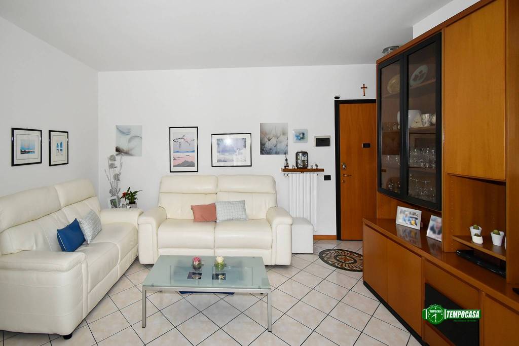 appartamento in vendita a Pregnana Milanese