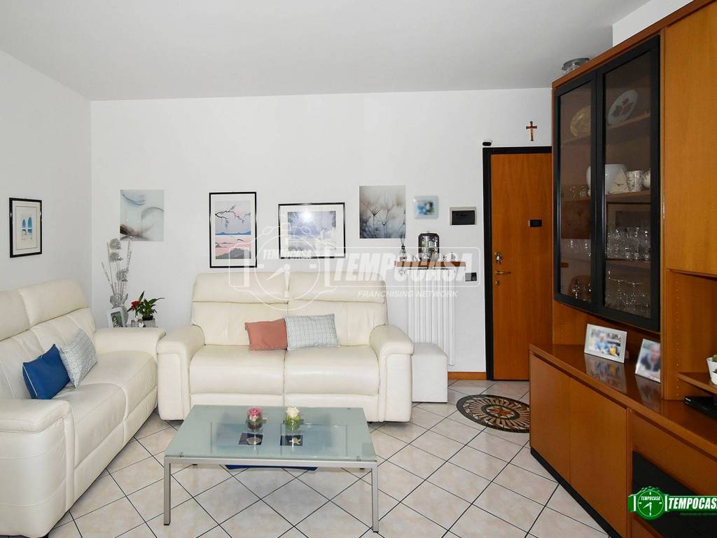 appartamento in vendita a Pregnana Milanese