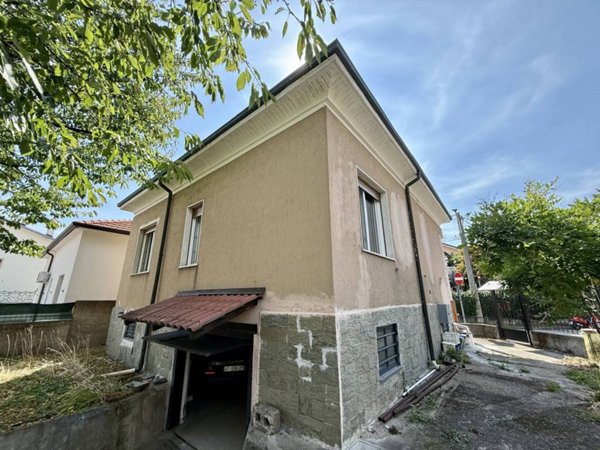 casa indipendente in vendita a Pregnana Milanese