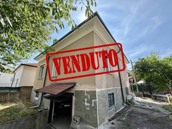 casa indipendente in vendita a Pregnana Milanese