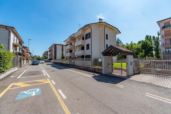 appartamento in vendita a Pregnana Milanese