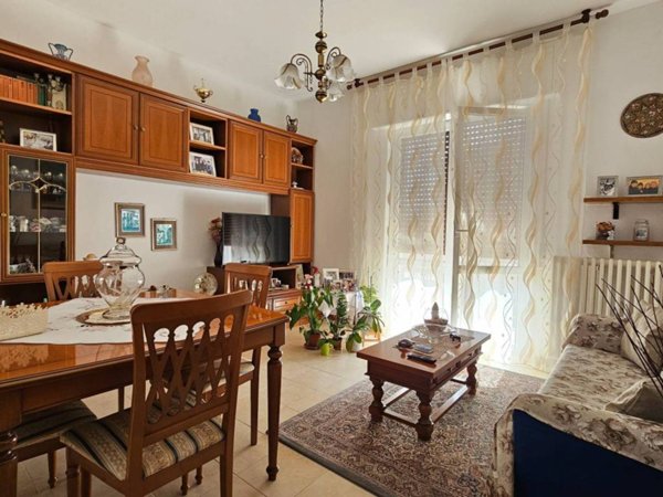 appartamento in vendita a Pregnana Milanese