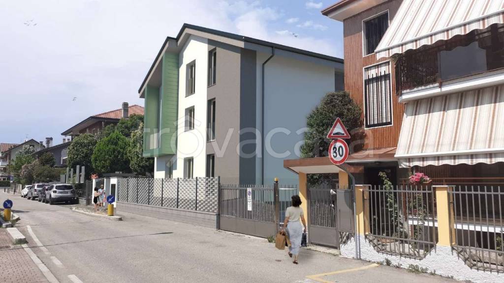 appartamento in vendita a Pregnana Milanese