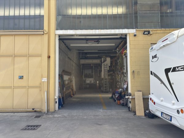 ufficio in vendita a Pregnana Milanese