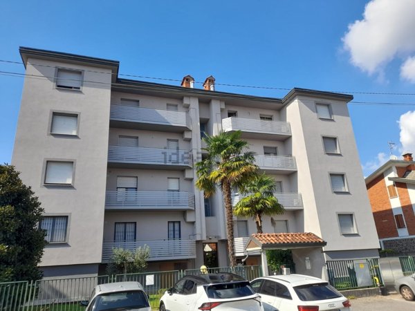 appartamento in vendita a Pregnana Milanese