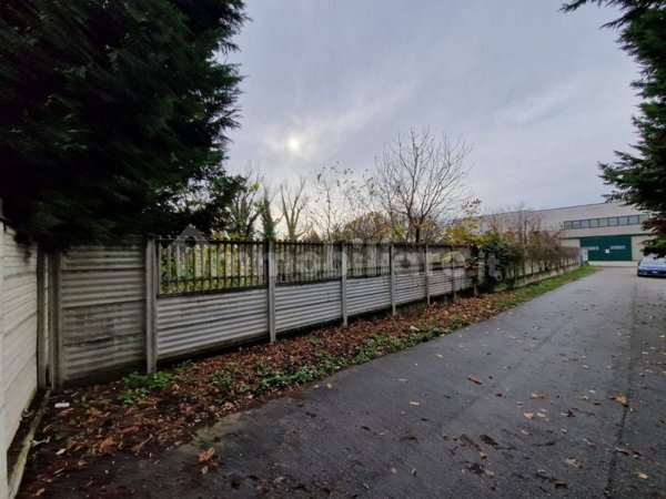 casa indipendente in vendita a Pregnana Milanese