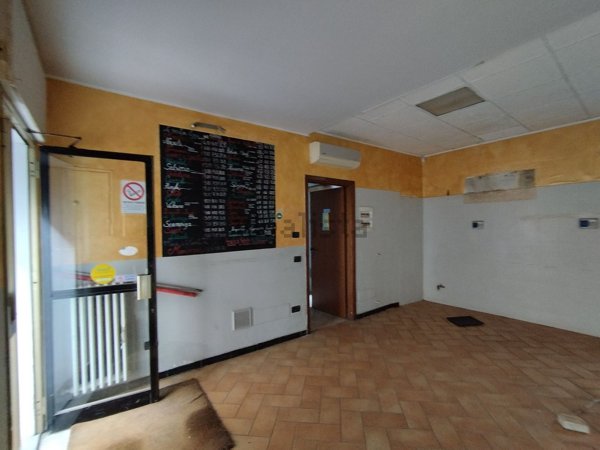negozio in vendita a Pregnana Milanese