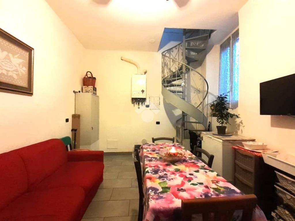 appartamento in vendita a Pregnana Milanese