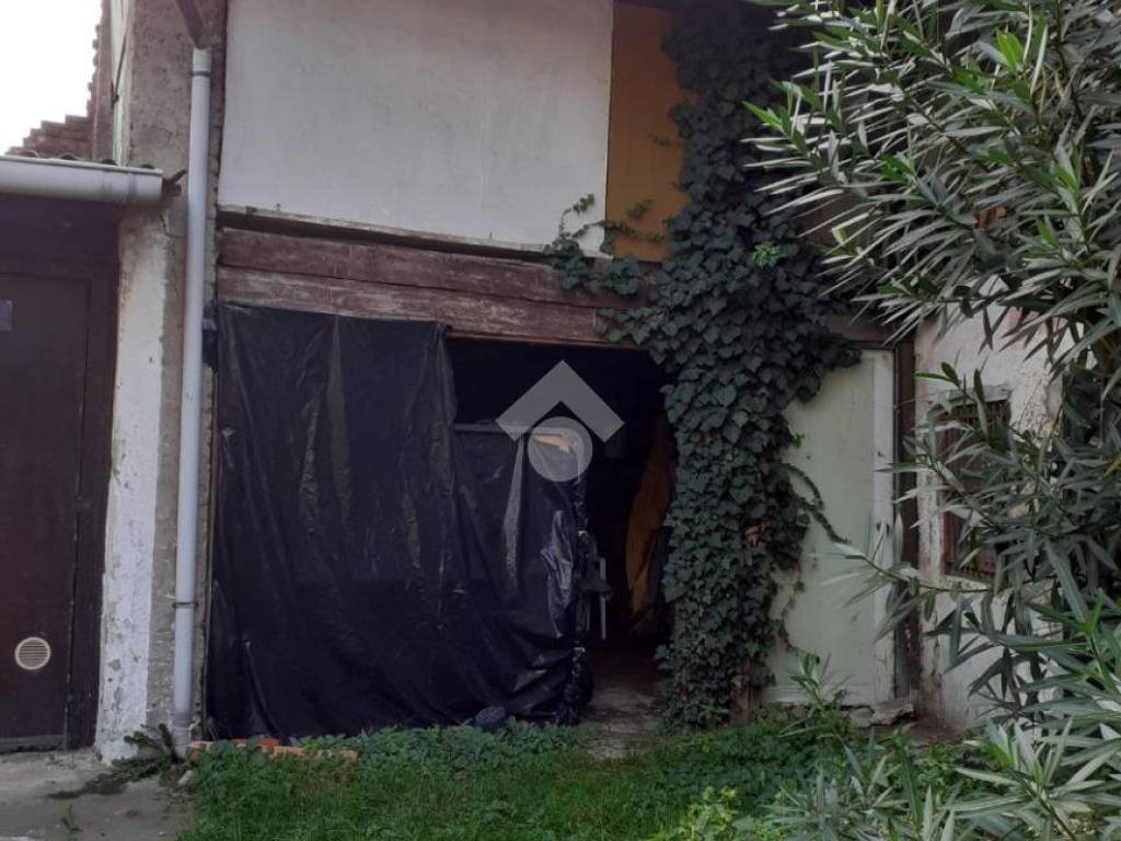 casa indipendente in vendita a Pregnana Milanese