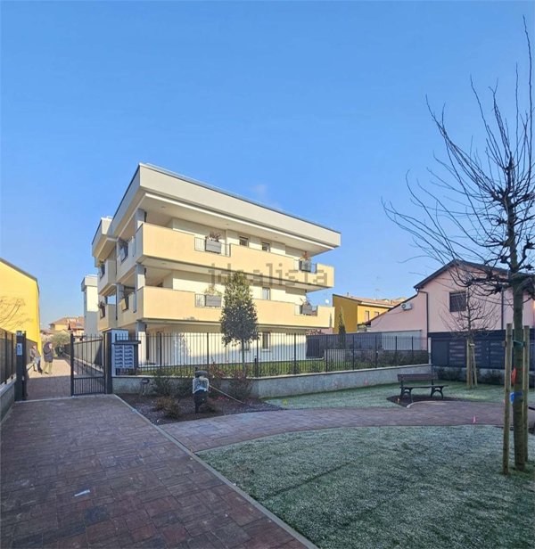 appartamento in vendita a Pregnana Milanese