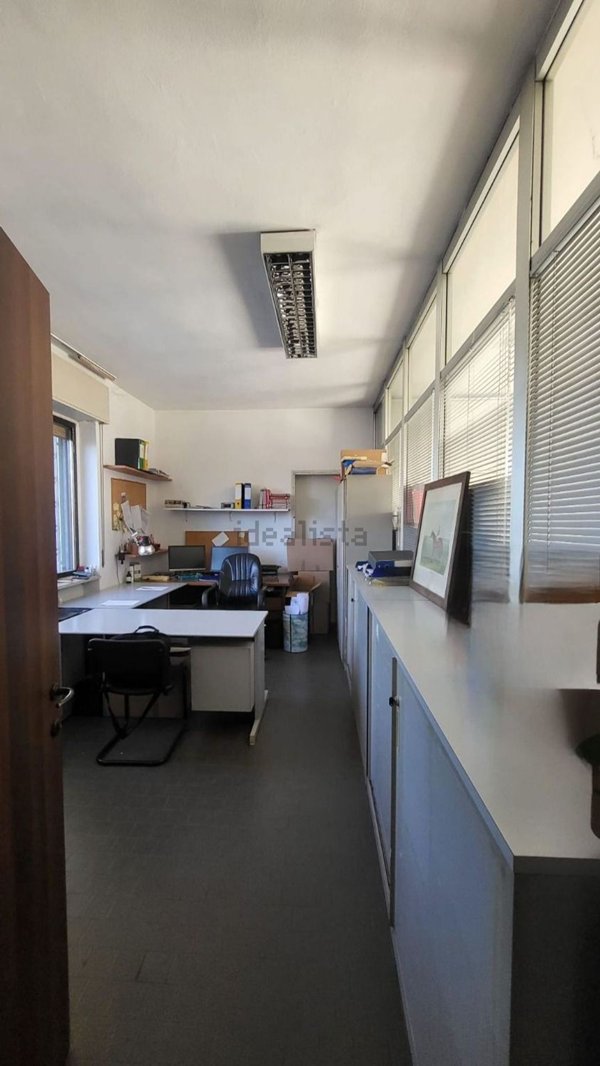 ufficio in vendita a Pregnana Milanese