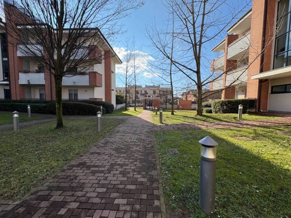 appartamento in vendita a Pregnana Milanese