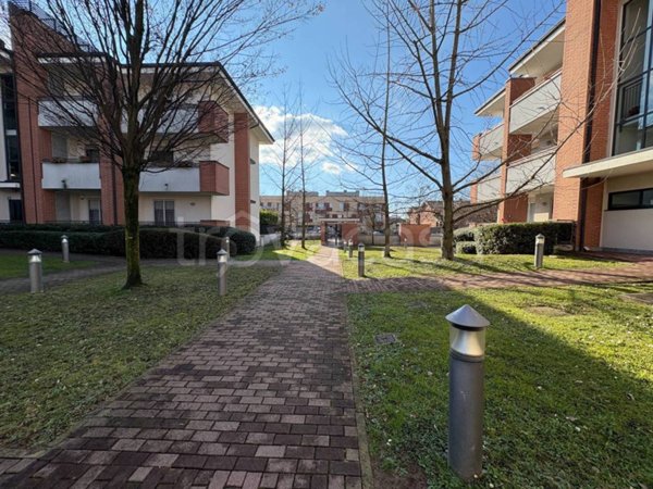 appartamento in vendita a Pregnana Milanese