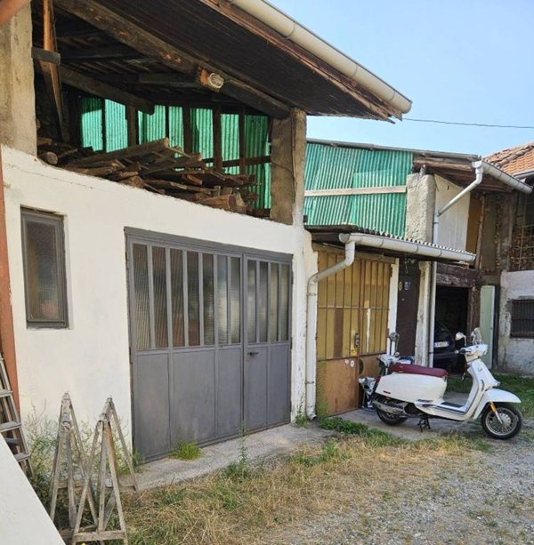 casa indipendente in vendita a Pregnana Milanese