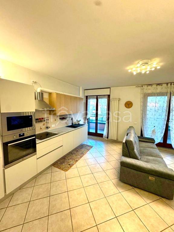 appartamento in vendita a Pregnana Milanese