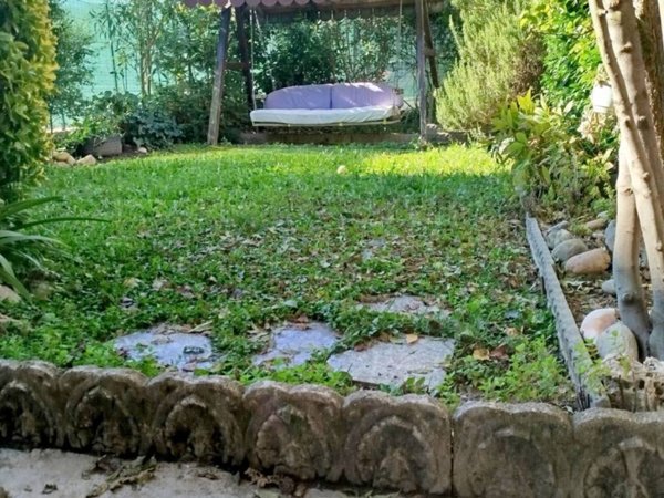 casa indipendente in vendita a Pregnana Milanese