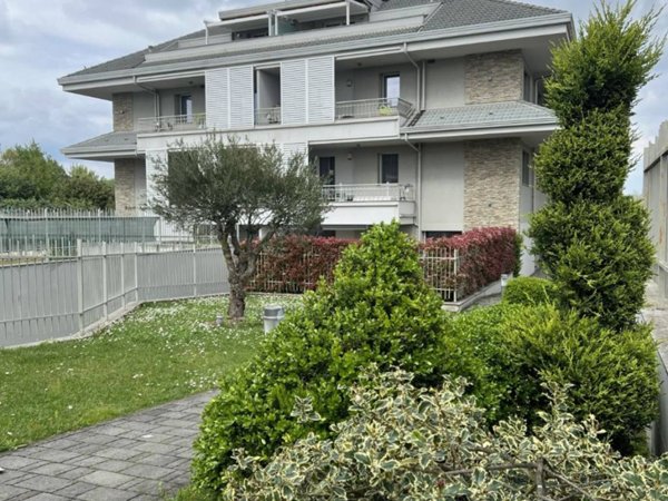 appartamento in vendita a Pregnana Milanese