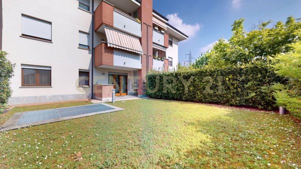 appartamento in vendita a Pregnana Milanese
