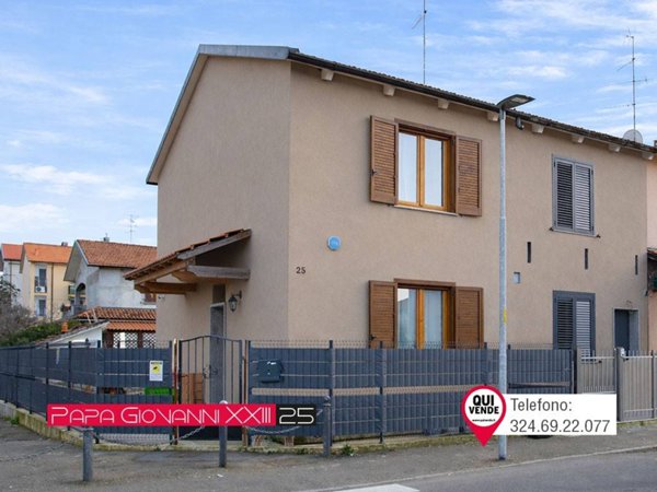 casa indipendente in vendita a Pregnana Milanese