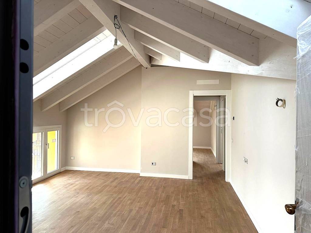 appartamento in vendita a Pregnana Milanese
