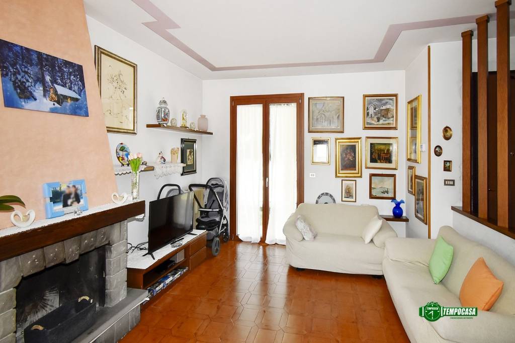 casa indipendente in vendita a Pregnana Milanese