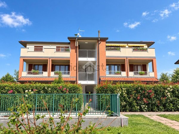 appartamento in vendita a Pregnana Milanese