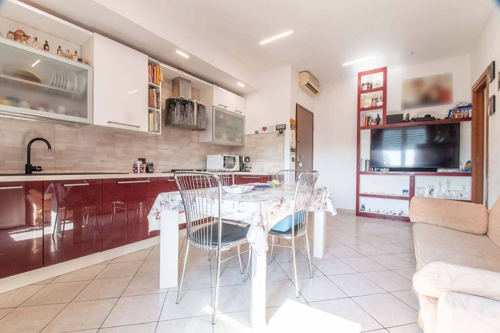 appartamento in vendita a Rescaldina