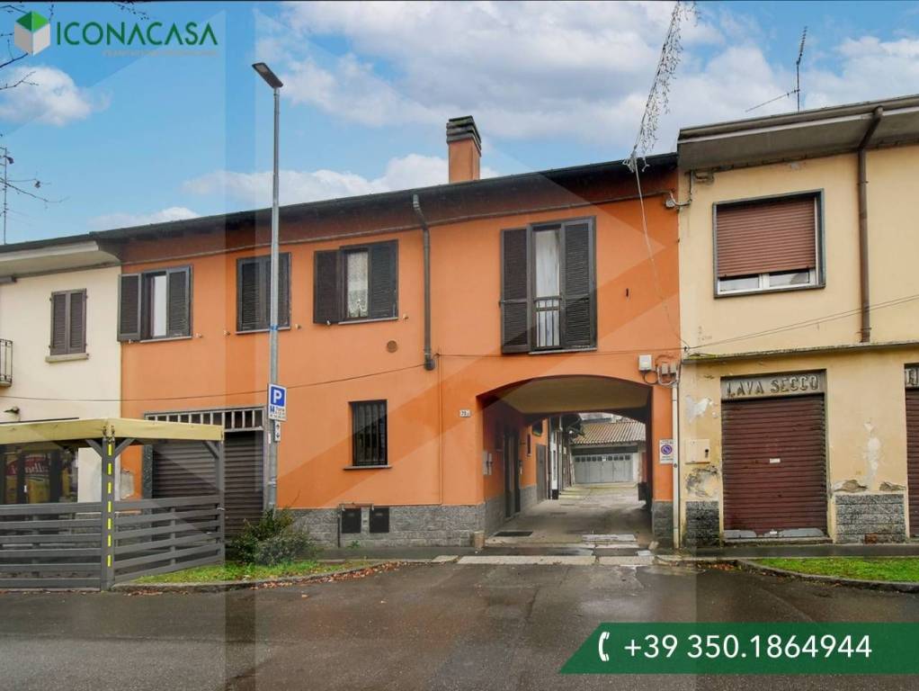 casa indipendente in vendita a Rescaldina